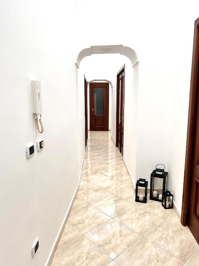 Апартаменты Casa Vacanze The Fortress Неаполь Экстерьер фото